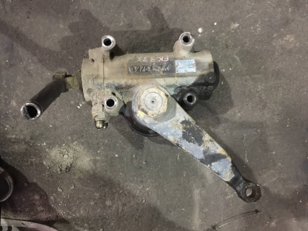 Рулевой редуктор угловой Mitsubishi Fuso FK337D 6D16