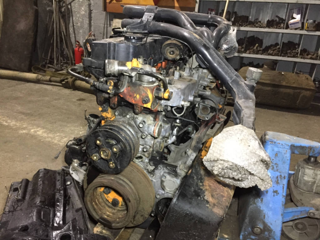 Двигатель Isuzu Forward 6HE1T в разбор