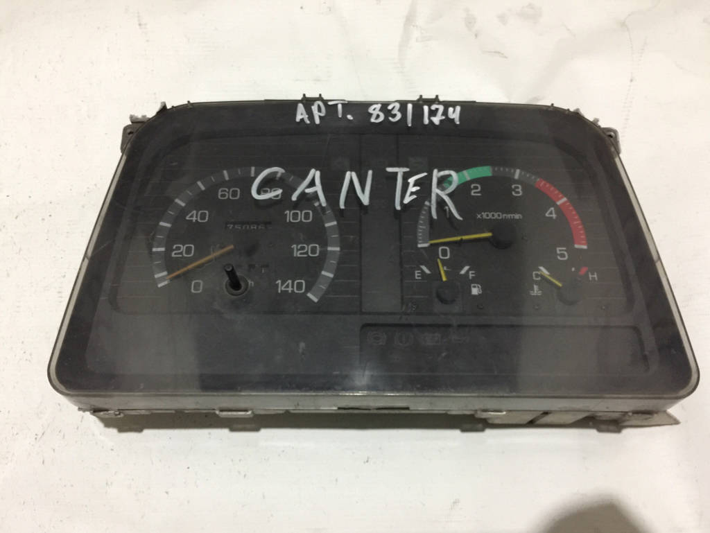 Панель приборов MC899723 Mitsubishi Fuso Canter