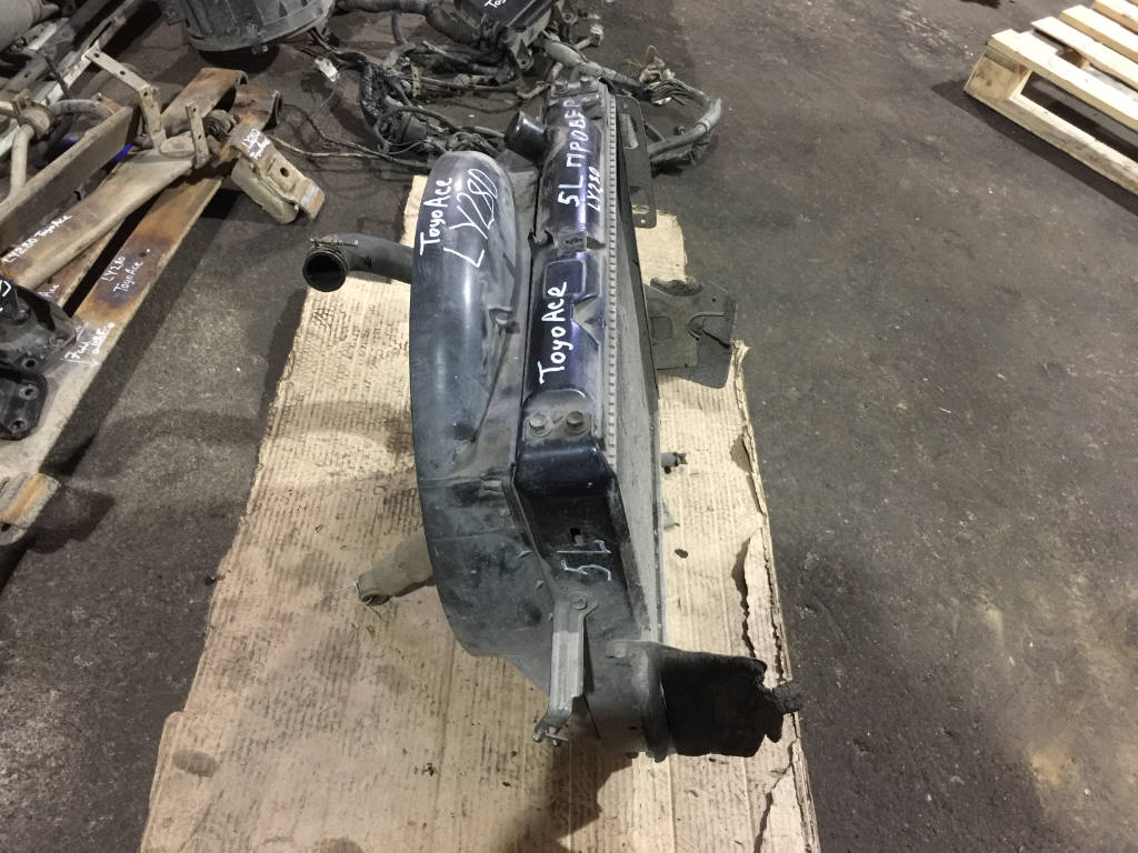 Радиатор двигателя Toyota ToyoAce LY280 5L