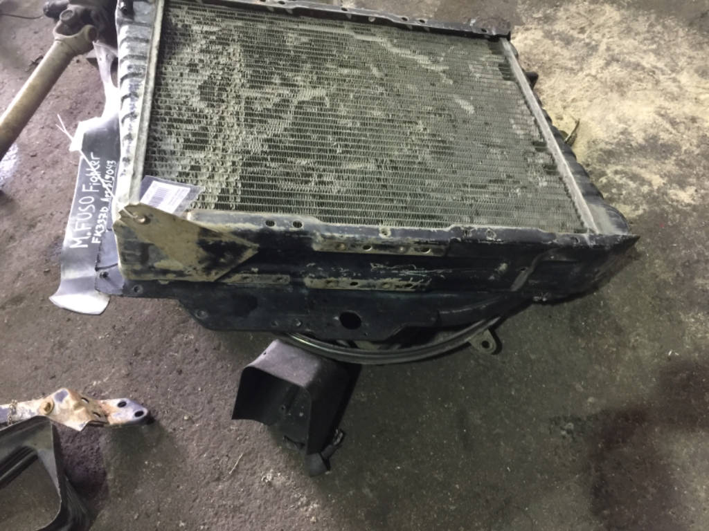 Радиатор охлаждения двигателя Mitsubishi Fuso FK337D 6D16