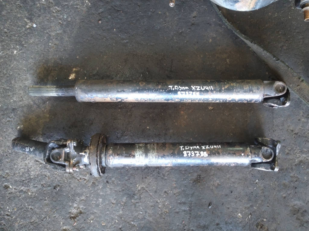 Карданный вал Toyota Dyna 2002 XZU411 S05D