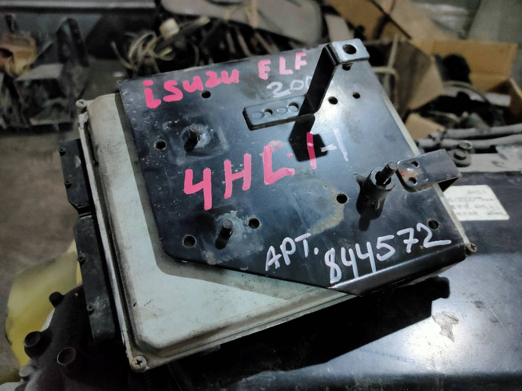 Блок управления ДВС Isuzu ELF 2006 NKR81 4HL1-1