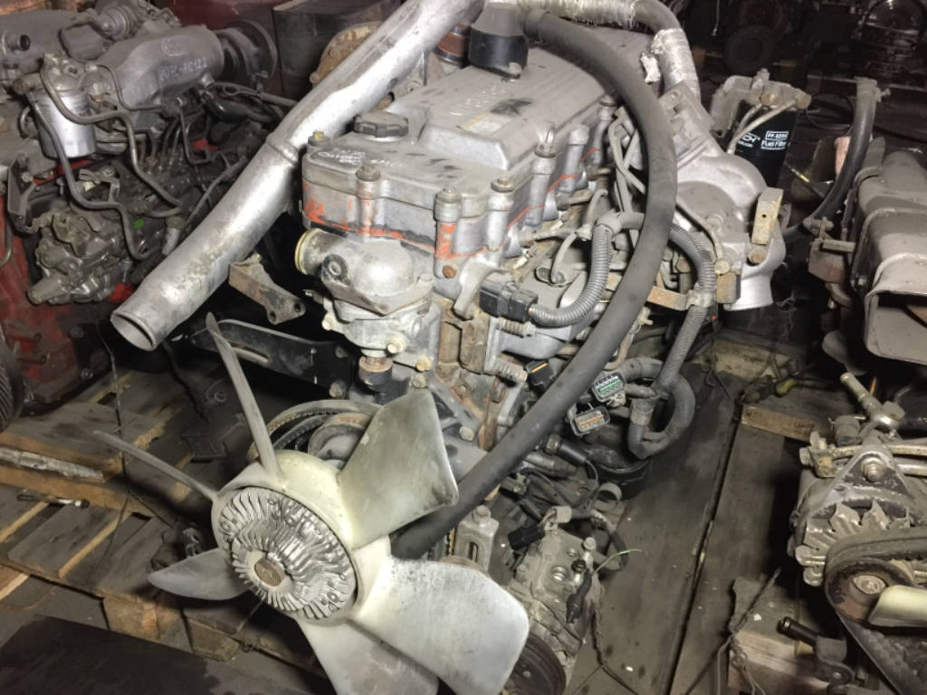 Двигатель Mitsubishi Fuso 6M60 (0AT2) 270лс ОТС №008177