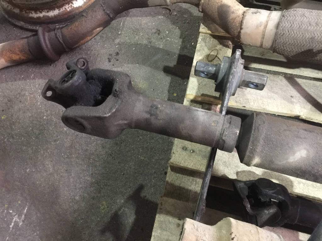 Карданный вал Mitsubishi Fuso FK337D 6D16