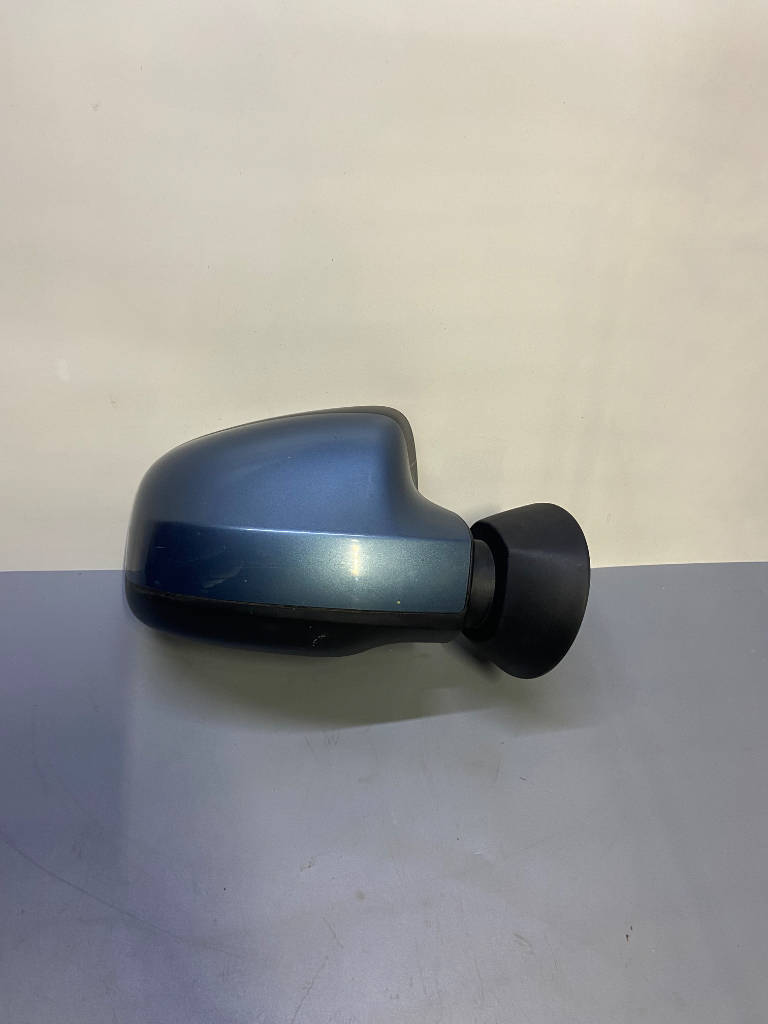 Зеркало заднего вида боковое правое 96 30 152 07R Renault Logan 2013 LS0H K7M 710