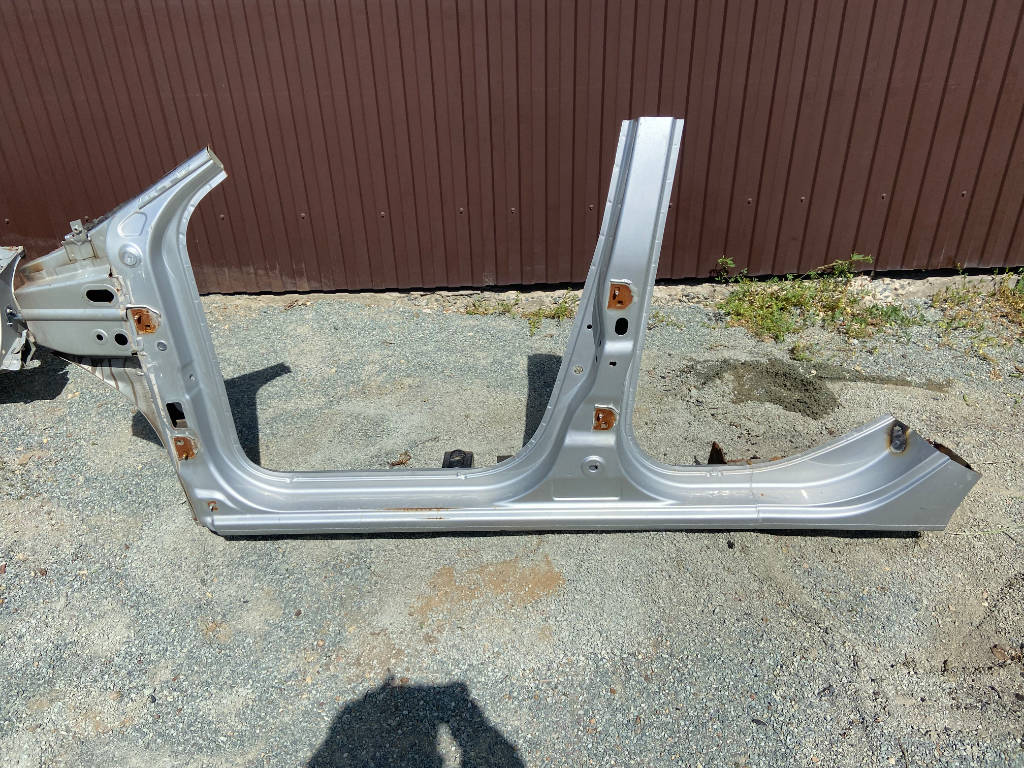 Стойка кузова левая 76 01 360 33R Renault Logan 2014 L8 K7M