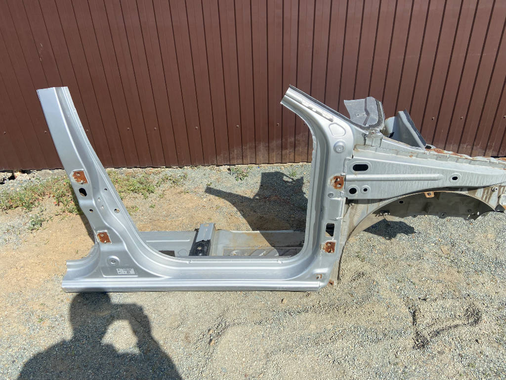 Стойка кузова правая 64 19 674 24R Renault Logan 2014 L8 K7M