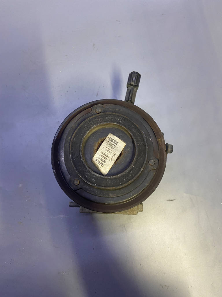 Компрессор кондиционера 97701-4L000 Kia Rio 2013 G4FA