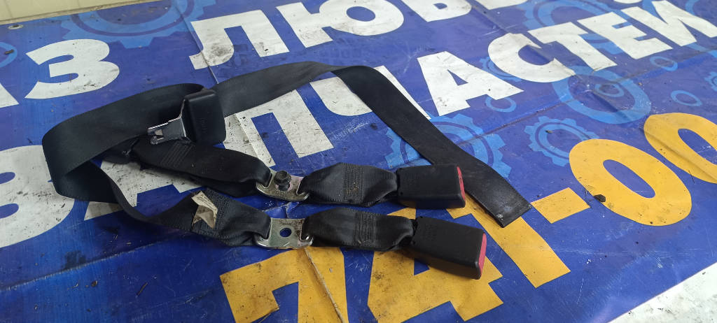 Ремень безопасности задние комплект Toyota Vitz 2010 KSP90 1KRFE