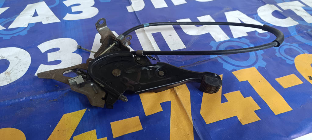 Педаль ручника 4620047030 Toyota Prius 2009 NHW20 1NZFXE