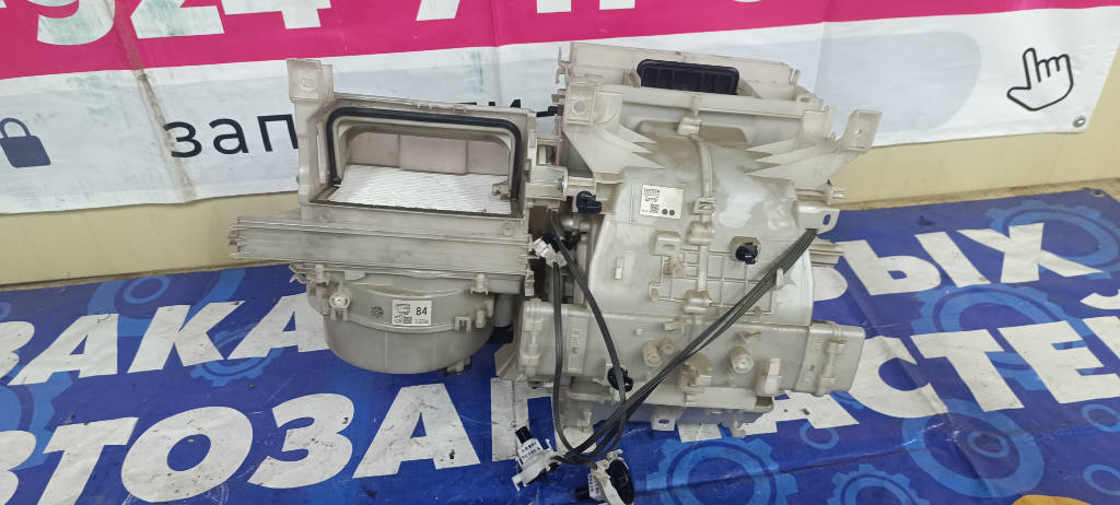 Печка 8713052040 Toyota Vitz 2010 KSP90 1KRFE