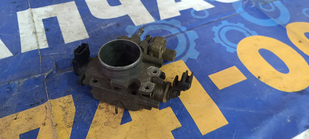 Заслонка дроссельная 2227074350 Toyota Corona 1992 ST190 4SFE