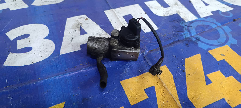 Регулятор давления тормозов 4727047010 Toyota Prius 2009 NHW20 1NZFXE