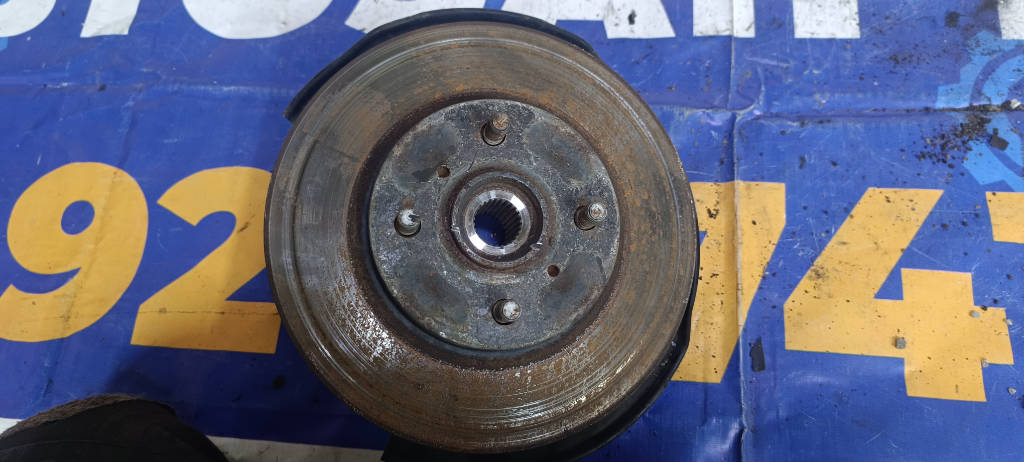 Диск тормозной передний Toyota Vitz 2010 KSP90 1KRFE