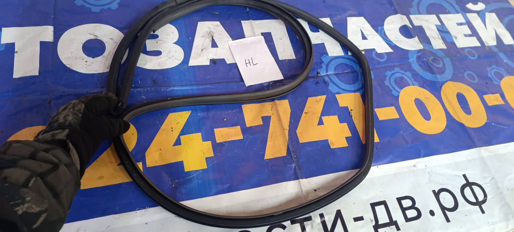 Уплотнитель двери левая задняя 6233247020B0 Toyota Prius 2009 NHW20 1NZFXE