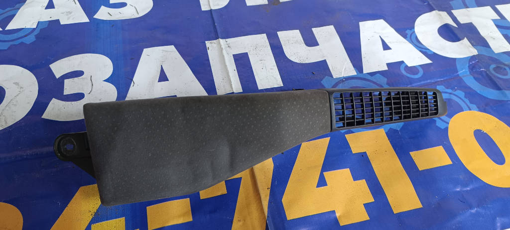 Накладка сиденья правая задняя 175127700 Toyota Prius 2009 NHW20 1NZFXE