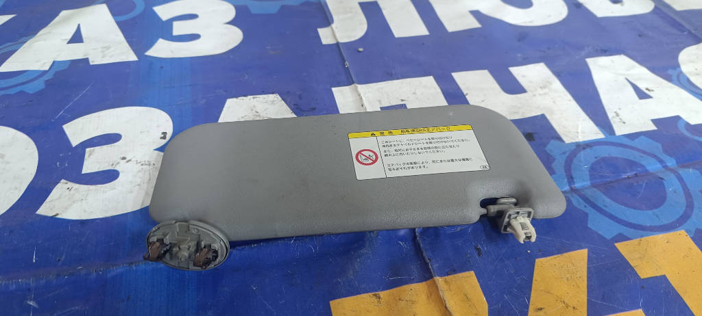 Козырек солнцезащитный левый 7431052490B0 Toyota Vitz 2010 KSP90 1KRFE