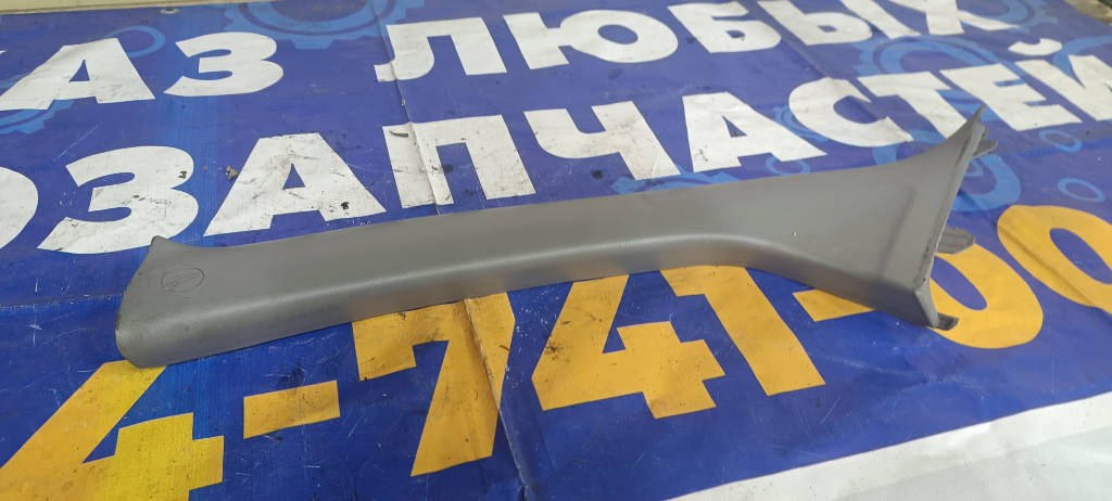 Накладка на стойку левая передняя 6221252120 Toyota Vitz 2010 KSP90 1KRFE