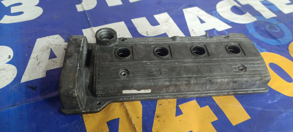 Клапанная крышка двигателя 1121015070 Toyota Corona 1995 AT190 4AFE