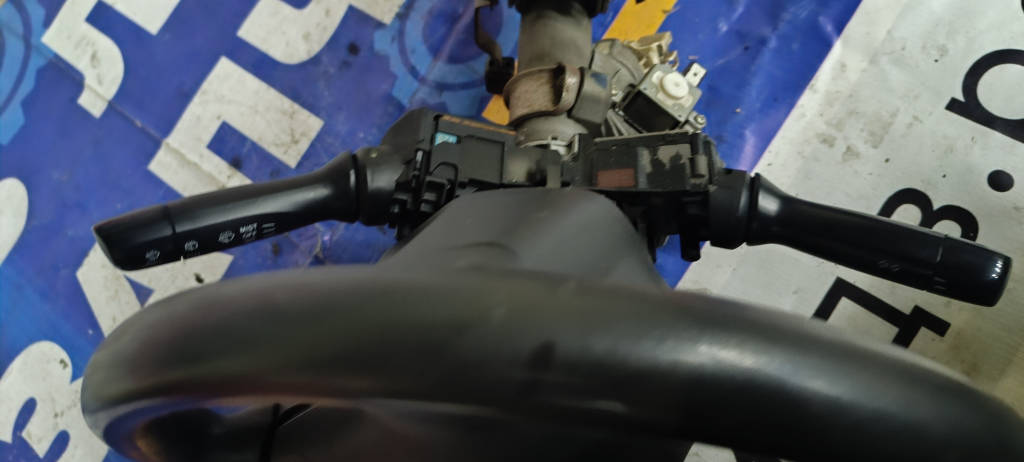 Блок подрулевых переключателей Toyota Vitz 2010 KSP90 1KRFE