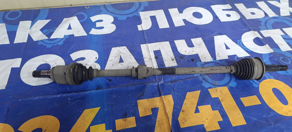 Привод, полуось правая передняя 4341052280 Toyota Vitz 2010 KSP90 1KRFE