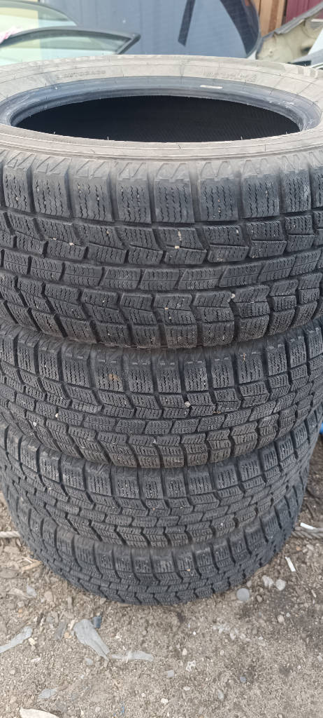 Шины комплект Northtrek N3i 215/65R16 зимние