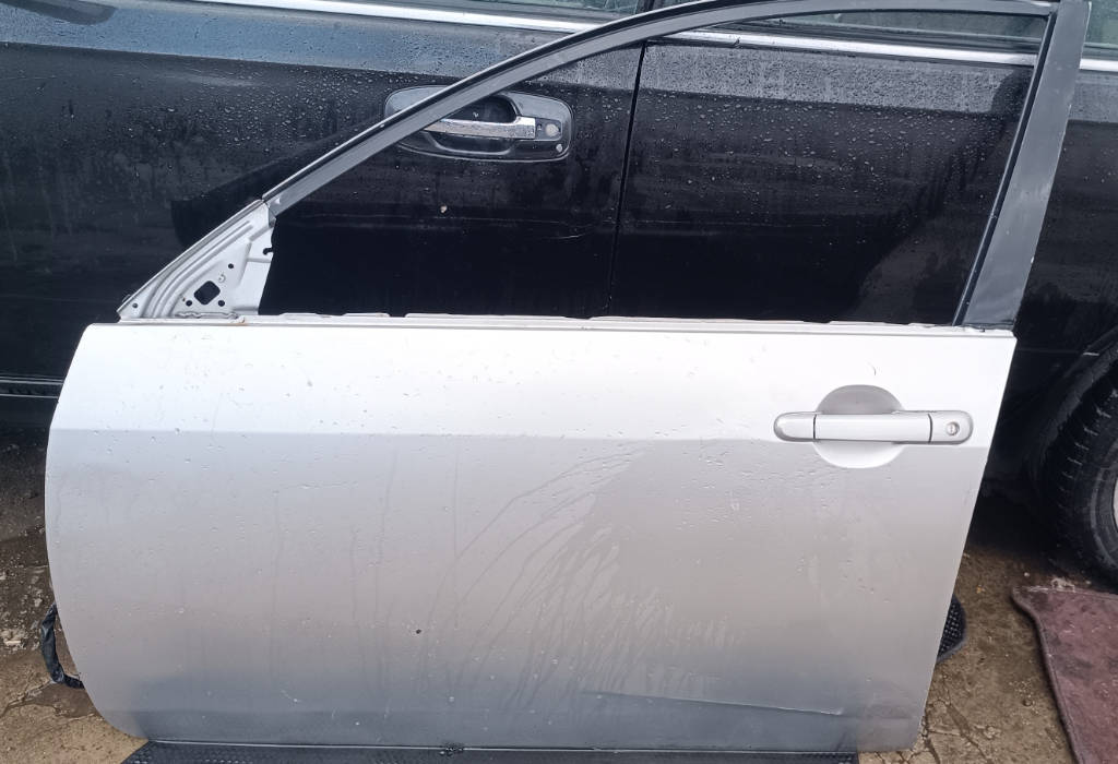 Дверь боковая левая передняя Nissan Primera 2006 P12 SR20DE