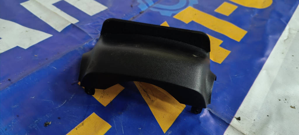 Панель рулевой колонки 4528647030 Toyota Prius 2009 NHW20 1NZFXE