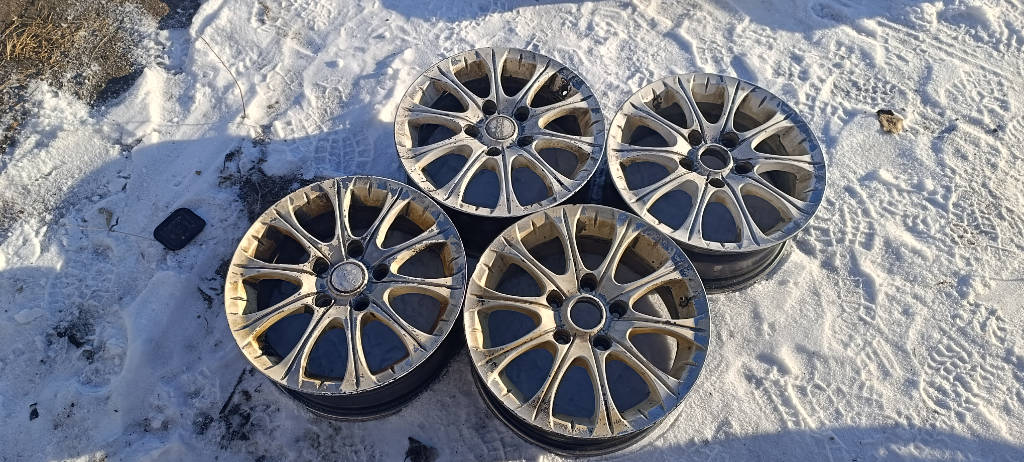 комплект дисков R15 5x114.3