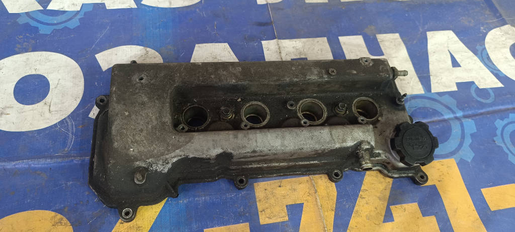 Крышка головки блока цилиндров 1120122060 Toyota Wish 2003 ZNE14 1ZZFE