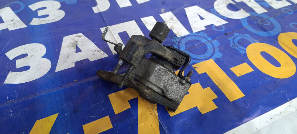 Подушка двигателя правый 1230521190 Toyota Prius 2009 NHW20 1NZFXE