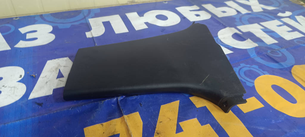 Накладка на стойку левая 6241452090 Toyota Vitz 2010 KSP90 1KRFE