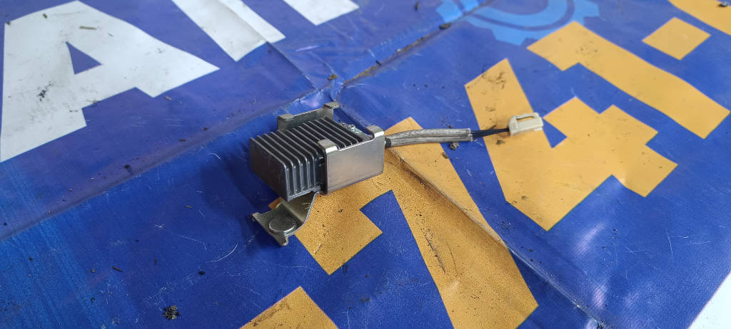 Реостат печки 4453547020 Toyota Prius 2009 NHW20 1NZFXE