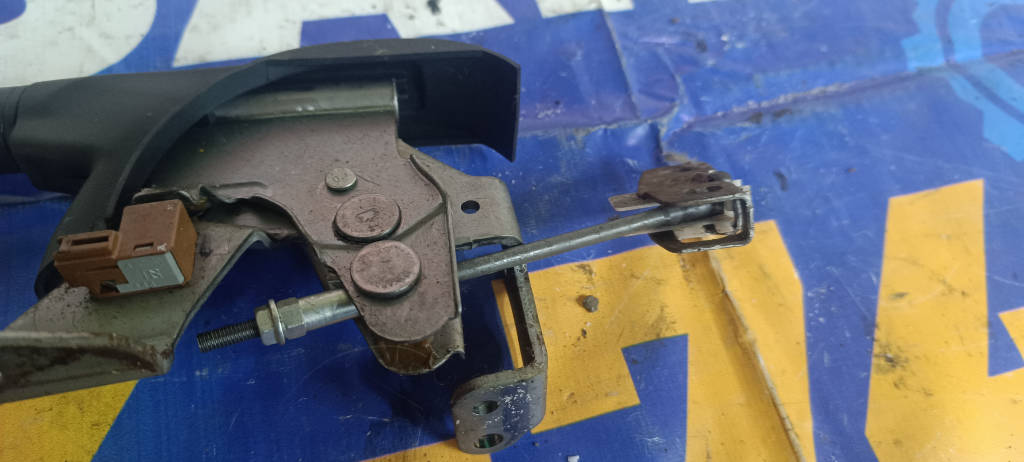 Тросик ручного тормоза 4630252030 Toyota Vitz 2010 KSP90 1KRFE