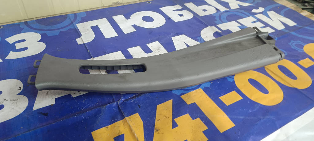 Накладка на стойку левая 6241252120 Toyota Vitz 2010 KSP90 1KRFE