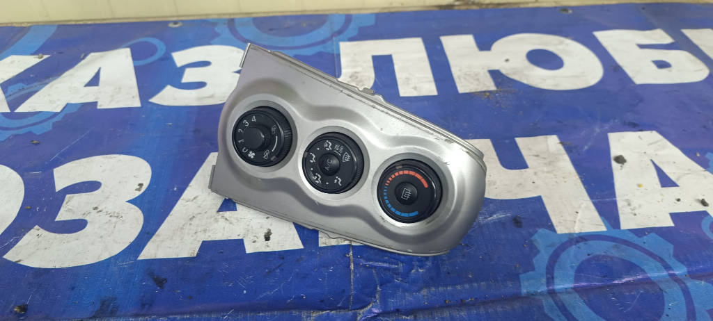 Блок управления климат-контролем 5540652120B0 Toyota Vitz 2010 KSP90 1KRFE