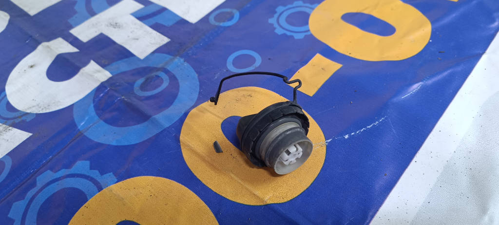 Крышка топливного бака 7730052030 Toyota Prius 2009 NHW20 1NZFXE