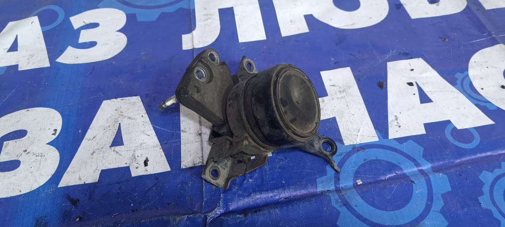 Подушка двигателя 1230540060 Toyota Vitz 2010 KSP90 1KRFE