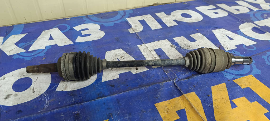 Привод, полуось левая передняя 4342052040 Toyota Platz 2000 SCP11 1SZFE
