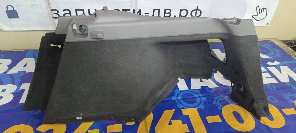 Обшивка багажника правая задняя 6471474010 Toyota Prius 2009 NHW20 1NZFXE